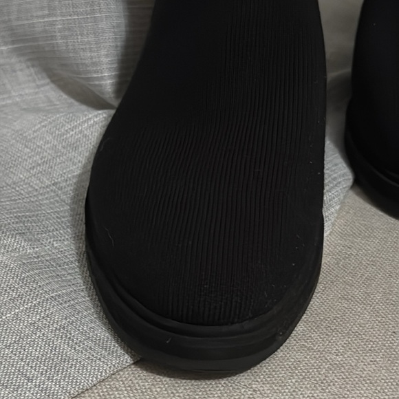 NEW Rothy’s “Tall Lug” Boot-Black Onyx-9.5-Pull On-Merino Wool Knit-Waterproof - Picture 11 of 16